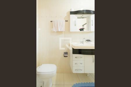 Casa à venda com 380m², 6 quartos e 10 vagasBanheiro da Suíte - Casa 1