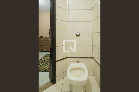 Casa à venda com 380m², 6 quartos e 10 vagasBanheiro - Casa 2