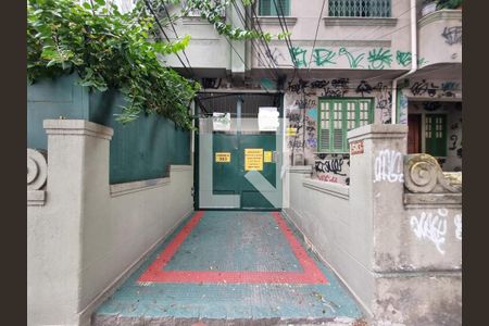 Casa à venda com 45m², 2 quartos e sem vaga Casa à venda com 45m², 2 quartos e sem vagaFachada