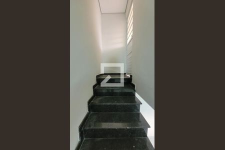 Apartamento à venda com 110m², 2 quartos e 1 vagaEscada