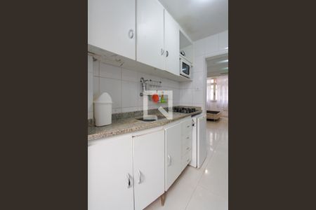 Cozinha de kitnet/studio para alugar com 1 quarto, 30m² em Barra da Tijuca, Rio de Janeiro