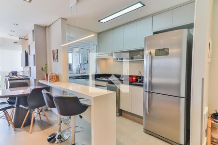 Apartamento para alugar com 66m², 2 quartos e 1 vaga Apartamento para alugar com 66m², 2 quartos e 1 vagaCozinha e Área de Serviço