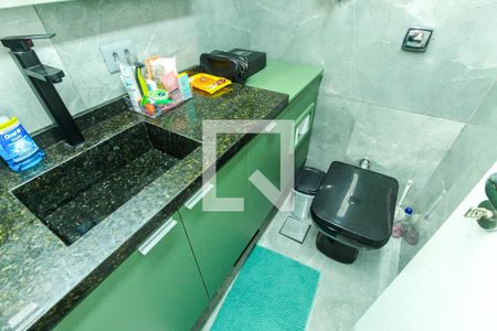 Apartamento à venda com 82m², 3 quartos e 1 vagaBanheiro 2