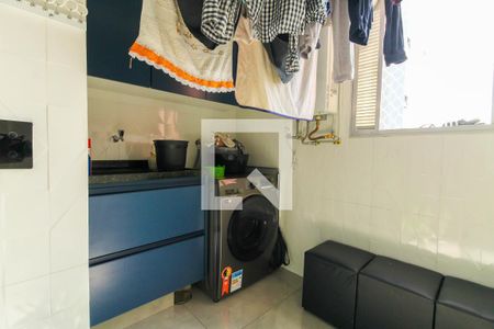 Apartamento à venda com 82m², 3 quartos e 1 vagaÁrea de Serviço