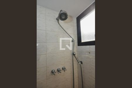 Apartamento à venda com 226m², 4 quartos e 4 vagasBanheiro da Suíte 1