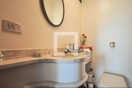 Apartamento à venda com 226m², 4 quartos e 4 vagasLavabo