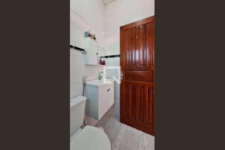 Casa à venda com 225m², 3 quartos e 3 vagas Casa à venda com 225m², 3 quartos e 3 vagasBanheiro Quarto 3