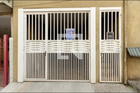 Casa para alugar com 120m², 2 quartos e 1 vaga Casa para alugar com 120m², 2 quartos e 1 vagaFachada