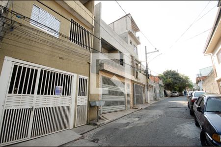 Casa para alugar com 120m², 2 quartos e 1 vaga Casa para alugar com 120m², 2 quartos e 1 vagaFachada