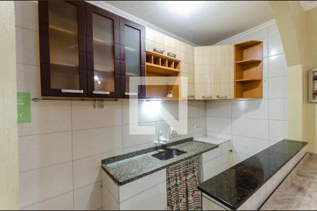 Casa para alugar com 120m², 2 quartos e 1 vaga Casa para alugar com 120m², 2 quartos e 1 vagaCozinha