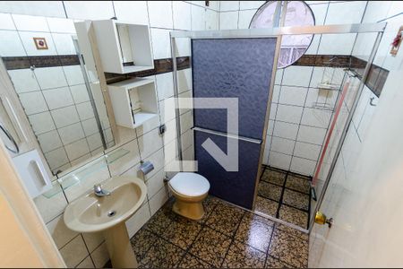 Casa para alugar com 120m², 2 quartos e 1 vaga Casa para alugar com 120m², 2 quartos e 1 vagaBanheiro 1