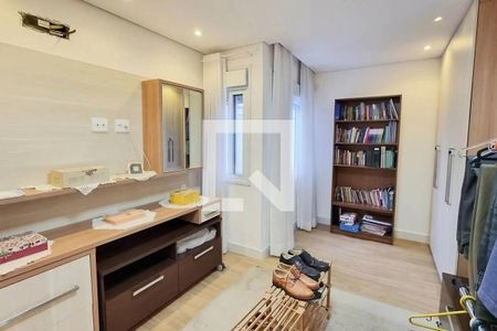 Casa à venda com 3 quartos, 225m² em Vila do Bosque, São Paulo