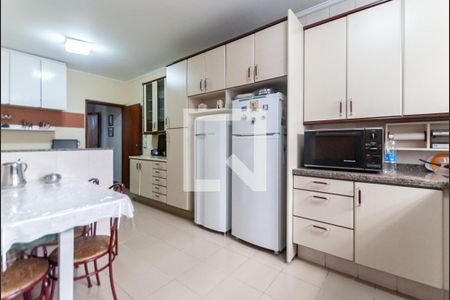 Casa à venda com 190m², 3 quartos e 2 vagas