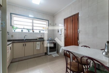 Casa à venda com 190m², 3 quartos e 2 vagas