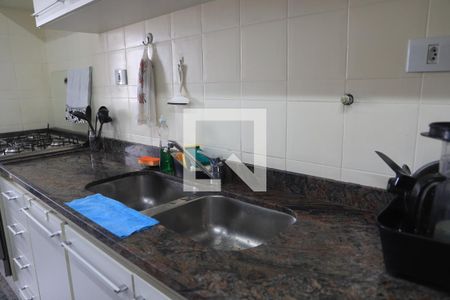 Apartamento à venda com 127m², 4 quartos e 2 vagasCozinha