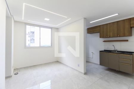 Sala de apartamento para alugar com 2 quartos, 39m² em Cidade Líder, São Paulo