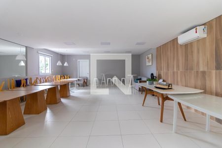 Apartamento para alugar com 39m², 2 quartos e sem vagaÁrea comum - Salão de festas