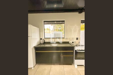 Casa para alugar com 32m², 1 quarto e 1 vagaDetalhe da cozinha