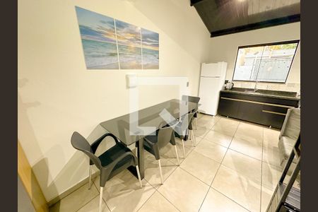Sala de Jantar de casa para alugar com 1 quarto, 32m² em São João do Rio Vermelho, Florianópolis
