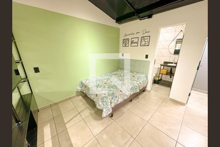 Quarto de casa para alugar com 1 quarto, 32m² em São João do Rio Vermelho, Florianópolis