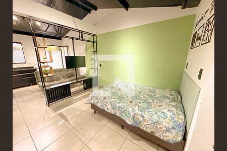 Casa para alugar com 32m², 1 quarto e 1 vagaQuarto