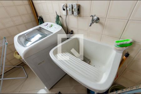 Apartamento à venda com 60m², 2 quartos e 1 vagaÁrea de Serviço