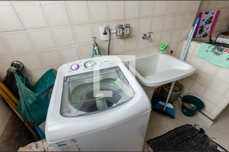 Apartamento à venda com 60m², 2 quartos e 1 vagaÁrea de Serviço