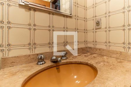 Apartamento à venda com 190m², 3 quartos e 2 vagasSuíte 3 - Banheiro