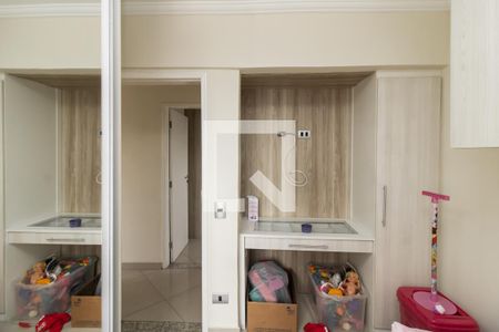 Apartamento à venda com 120m², 3 quartos e 1 vagaQuarto 2