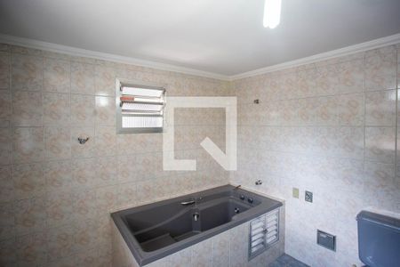 Banheiro da Suíte de casa à venda com 2 quartos, 200m² em Conceição, Diadema