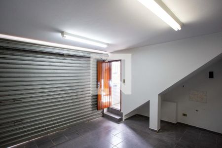 Garagem de casa à venda com 2 quartos, 200m² em Conceição, Diadema