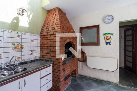 Casa à venda com 248m², 3 quartos e 2 vagas