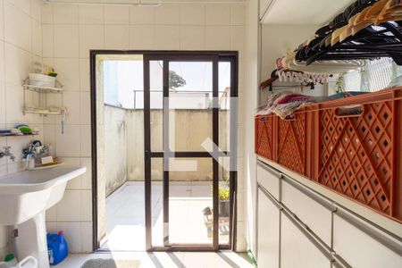 Casa à venda com 248m², 3 quartos e 2 vagas