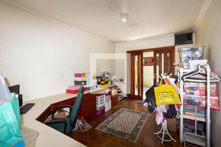 Casa à venda com 248m², 3 quartos e 2 vagas