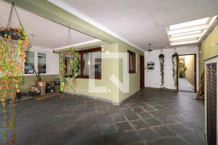 Casa à venda com 248m², 3 quartos e 2 vagas