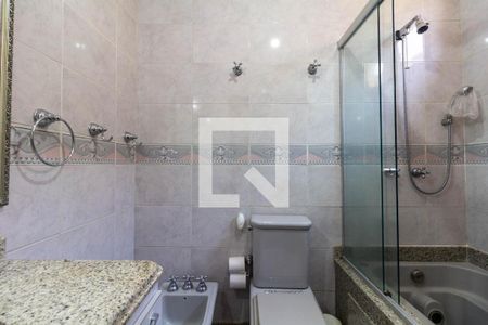 Casa à venda com 248m², 3 quartos e 2 vagas