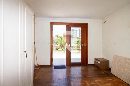 Casa à venda com 248m², 3 quartos e 2 vagas