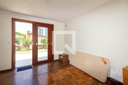 Casa à venda com 248m², 3 quartos e 2 vagas
