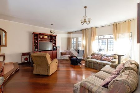 Casa à venda com 350m², 5 quartos e 6 vagas