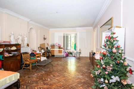 Casa à venda com 400m², 4 quartos e 5 vagas