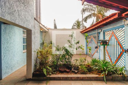 Casa à venda com 330m², 4 quartos e 3 vagasQuintal e Garagem