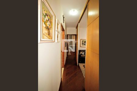 Apartamento à venda com 140m², 4 quartos e 2 vagasCorredor