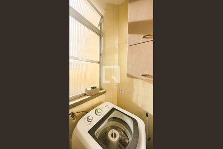 Apartamento à venda com 67m², 2 quartos e 1 vagaÁrea de Serviço