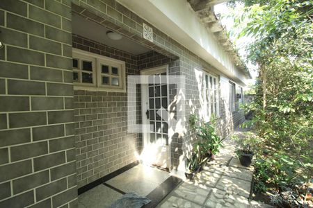 Casa à venda com 600m², 2 quartos e 4 vagasFrente da casa