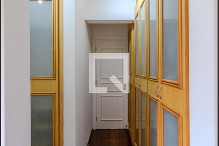 Apartamento à venda com 293m², 4 quartos e 4 vagasCloset