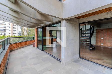 Apartamento à venda com 293m², 4 quartos e 4 vagasVaranda