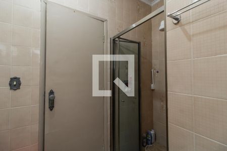 Casa à venda com 200m², 4 quartos e 2 vagas Casa à venda com 200m², 4 quartos e 2 vagasBanheiro da Suite