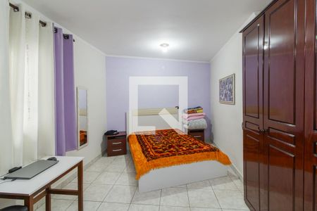 Casa à venda com 200m², 4 quartos e 2 vagas Casa à venda com 200m², 4 quartos e 2 vagasQuarto 2