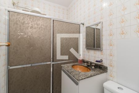 Casa à venda com 200m², 4 quartos e 2 vagas Casa à venda com 200m², 4 quartos e 2 vagasBanheiro de serviço