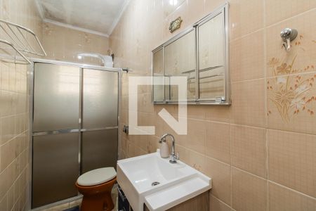 Casa à venda com 200m², 4 quartos e 2 vagas Casa à venda com 200m², 4 quartos e 2 vagasBanheiro